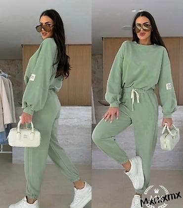 Women's Sweatsuits: L11. Komplet trenerka
3.200 dinara at lalafo.rs — 3 Women's Sweatsuits: L11. Komplet trenerka
3.200 dinara — 3