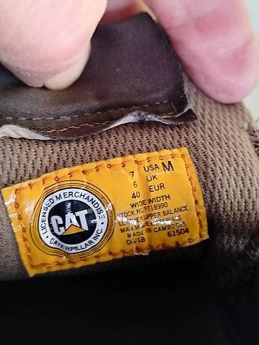 Muske cipele Caterpillar
Broj 40
Gaziste 25
Odlicno ocuvane na lalafo.rs — 6 Muske cipele Caterpillar
Broj 40
Gaziste 25
Odlicno ocuvane — 6