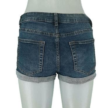 pantalone butiku ali: Šorts fb sister, vel. Xs, teksas marka: fb sister veličina: xs na lalafo.rs — 4 pantalone butiku ali: Šorts fb sister, vel. Xs, teksas marka: fb sister veličina: xs — 4