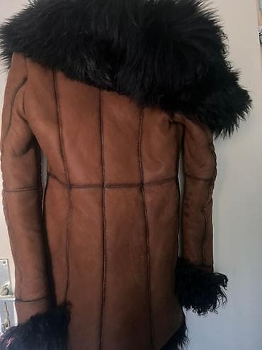 🧥 Prodajem ženski monton – prirodno krzno 🖤 Prodajem ženski monton od na lalafo.rs — 4 🧥 Prodajem ženski monton – prirodno krzno 🖤 Prodajem ženski monton od — 4
