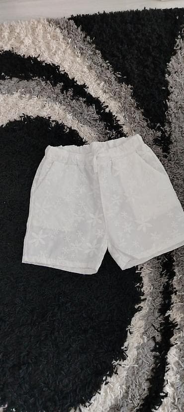 bermude teksas br: Prelep, potpuno nov beli šorts, nikada nije nošen, vel 40 ili L, u at lalafo.rs — 3 bermude teksas br: Prelep, potpuno nov beli šorts, nikada nije nošen, vel 40 ili L, u — 3