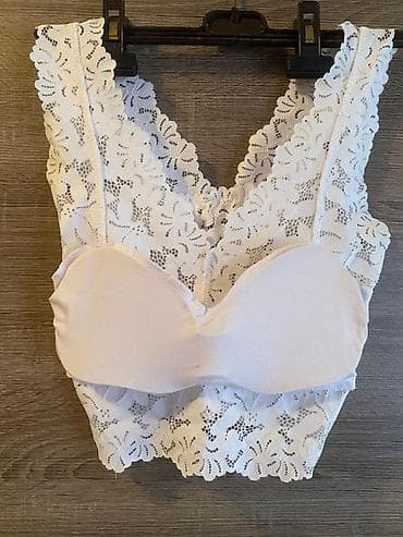 Ženski čipkani bralet/top u beloj boji. - Model: duboki V-izrez na lalafo.rs — 3 Ženski čipkani bralet/top u beloj boji. - Model: duboki V-izrez — 3