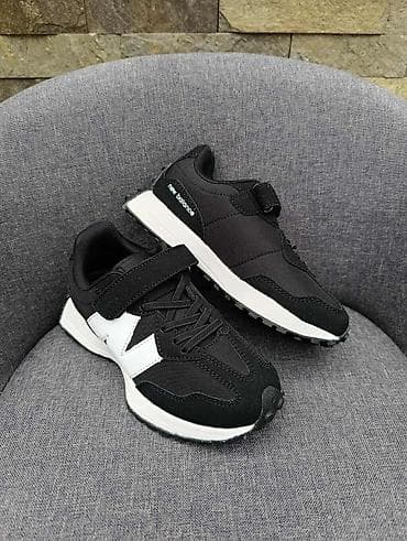 Decije patike
31-36
Cena 3100 din na lalafo.rs — 3 Decije patike
31-36
Cena 3100 din — 3