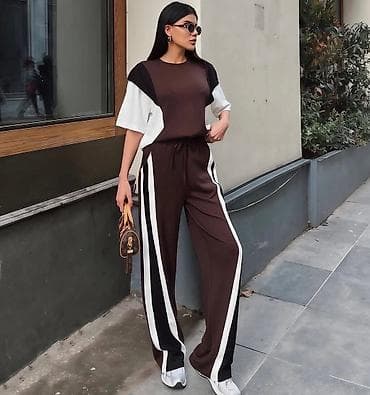 Sweatsuit Sets: 04. Komplet trenerka 3.800 dinara A at lalafo.rs — 3 Sweatsuit Sets: 04. Komplet trenerka 3.800 dinara A — 3