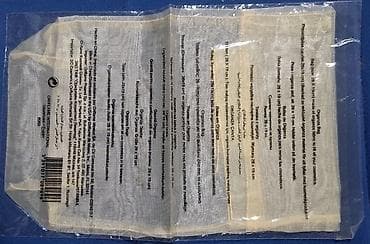 Oriflame Golden Indulgence poklon ambalaža – set od dve zlatne kesice at lalafo.rs — 6 Oriflame Golden Indulgence poklon ambalaža – set od dve zlatne kesice — 6