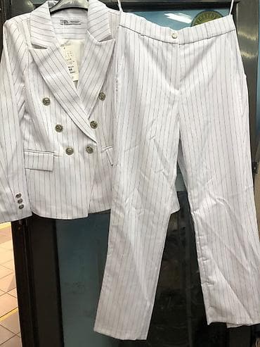 60% polyster. 40% viskose.
Velicine 36.38.40.42.
Cena 4800 din na lalafo.rs 60% polyster. 40% viskose.
Velicine 36.38.40.42.
Cena 4800 din