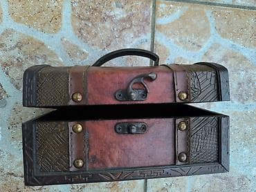 Dekorativna drvena kutija u stilu starog kofera/sanduka. - Materijal na lalafo.rs — 3 Dekorativna drvena kutija u stilu starog kofera/sanduka. - Materijal — 3