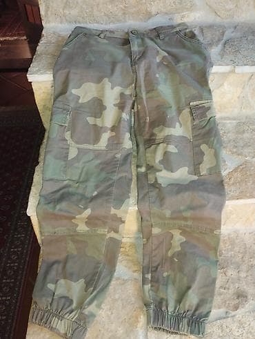 Pantalone sa elastičnom M nošene jako malo nove na lalafo.rs — 3 Pantalone sa elastičnom M nošene jako malo nove — 3