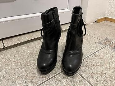 Kožne stefano cizme, nosene nekoliko puta na lalafo.rs — 2 Kožne stefano cizme, nosene nekoliko puta — 2