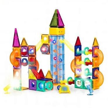 Magnetni konstruktor sa stazom za kuglice i svetlećim elementima - na lalafo.rs Magnetni konstruktor sa stazom za kuglice i svetlećim elementima -