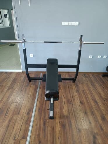 Klupe za bench/incline bench sa stalkom za šipku - Profesionalna na lalafo.rs Klupe za bench/incline bench sa stalkom za šipku - Profesionalna