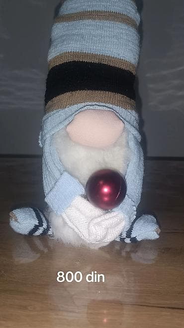 Dekorativni novogodišnji patuljak (gnom) za sto/policu. - Ručno na lalafo.rs — 1 Dekorativni novogodišnji patuljak (gnom) za sto/policu. - Ručno — 1