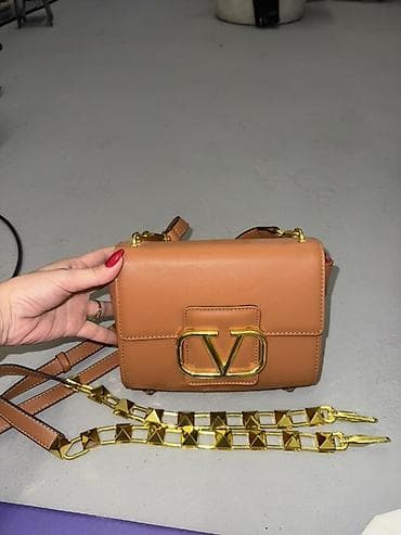 Valentino Garavani 1:1 replica torba – kožna crossbody/shoulder dva na lalafo.rs — 4 Valentino Garavani 1:1 replica torba – kožna crossbody/shoulder dva — 4