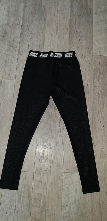 Trenerke komplet gornji deo beli sa rajfislisem i kapuljacom,na na lalafo.rs — 8 Trenerke komplet gornji deo beli sa rajfislisem i kapuljacom,na — 8