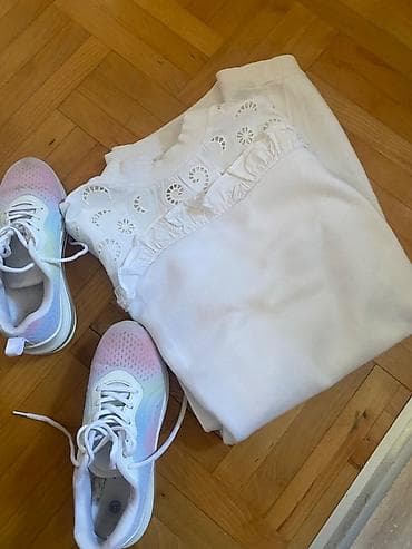 Nova haljinica pretopla sve vel predobro stoji samo 1000 din plus na lalafo.rs Nova haljinica pretopla sve vel predobro stoji samo 1000 din plus
