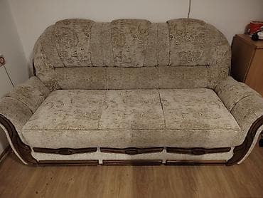 Odlično očuvan trosed na razvlačenje na lalafo.rs — 3 Odlično očuvan trosed na razvlačenje — 3