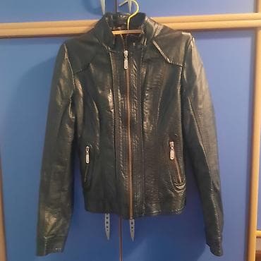Jackets, Coats, Vests: Vel S i L
kao nove at lalafo.rs — 1 Jackets, Coats, Vests: Vel S i L
kao nove — 1