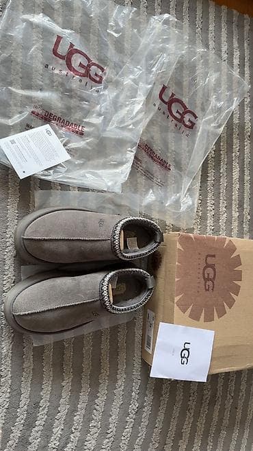 Ugg obuća 41, bоја - Siva na lalafo.rs — 2 Ugg obuća 41, bоја - Siva — 2