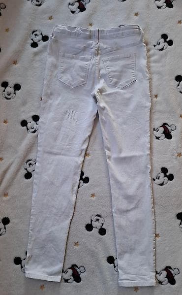 Paket pantalona za devojčice Veličina 146/152 H&M bele slim na lalafo.rs — 2 Paket pantalona za devojčice Veličina 146/152 H&M bele slim — 2