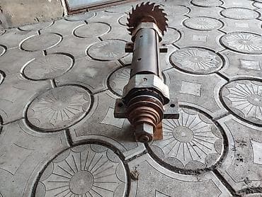 Abrihter za obradu drveta,sirina noza je 30,5 cm.Moguca mala korekcija na lalafo.rs Abrihter za obradu drveta,sirina noza je 30,5 cm.Moguca mala korekcija