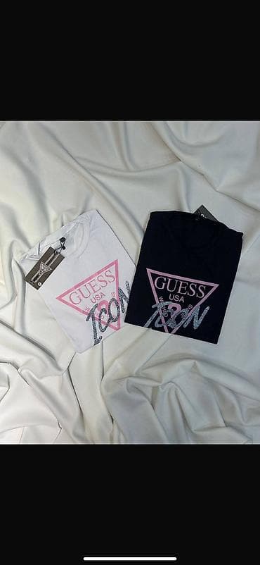 Women's T-shirts and tops: Ženske majice S,M,L,XL,XXL veličine 1 komad 2300 din . 2 komada 3200 at lalafo.rs — 4 Women's T-shirts and tops: Ženske majice S,M,L,XL,XXL veličine 1 komad 2300 din . 2 komada 3200 — 4