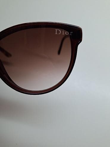 zenske broj: Naočare za sunce – okrugli/mačkast oblik, tamno braon tortoise ram sa at lalafo.rs — 10 zenske broj: Naočare za sunce – okrugli/mačkast oblik, tamno braon tortoise ram sa — 10