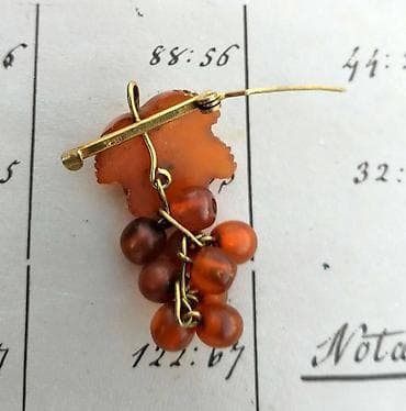 Sport & Hobby: Vintage Broš Baltic Amber POZLATA Baltički ćilibar Vintage iz 1970-ih at lalafo.rs — 2 Sport & Hobby: Vintage Broš Baltic Amber POZLATA Baltički ćilibar Vintage iz 1970-ih — 2