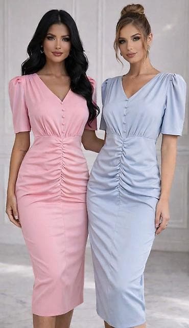 Elegantna midi haljina sa V izrezom i nabiranjem - Kroј: ženstveni na lalafo.rs Elegantna midi haljina sa V izrezom i nabiranjem - Kroј: ženstveni
