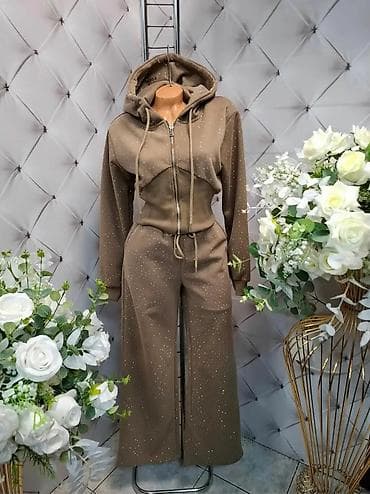 pantalone butiku ali: Ženski komplet trenerke sa kapuljačom i širokim nogavicama - na lalafo.rs — 1 pantalone butiku ali: Ženski komplet trenerke sa kapuljačom i širokim nogavicama - — 1