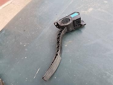 Pedala gasa elektronska Lada 21214i Nivu . Polovno, ocuvano. Skinuto na lalafo.rs Pedala gasa elektronska Lada 21214i Nivu . Polovno, ocuvano. Skinuto