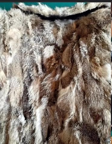 . Bunda polarne malo nošena Vel M /L jako topla i neobičan model na lalafo.rs — 3 . Bunda polarne malo nošena Vel M /L jako topla i neobičan model — 3