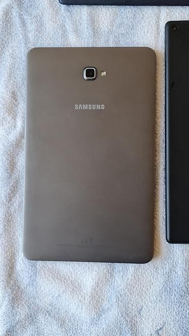 Lot tablet uređaja – različite marke i modeli neispitani su - Samsung na lalafo.rs — 5 Lot tablet uređaja – različite marke i modeli neispitani su - Samsung — 5