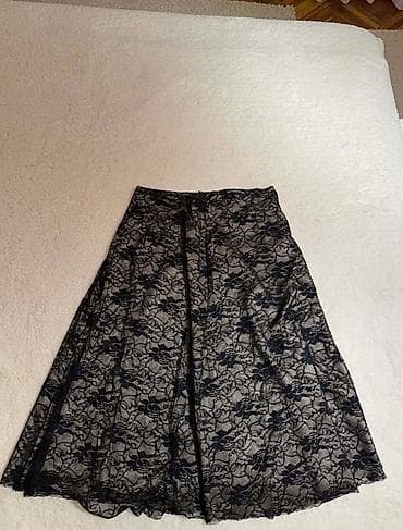 Jednom davno obucena Mona suknja, naravno kao nova, bez ikakvih na lalafo.rs Jednom davno obucena Mona suknja, naravno kao nova, bez ikakvih