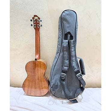 Na prodaju ukulele sa srećnom detelinom! Veličina: 26 inča Prednja at lalafo.rs — 7 Na prodaju ukulele sa srećnom detelinom! Veličina: 26 inča Prednja — 7