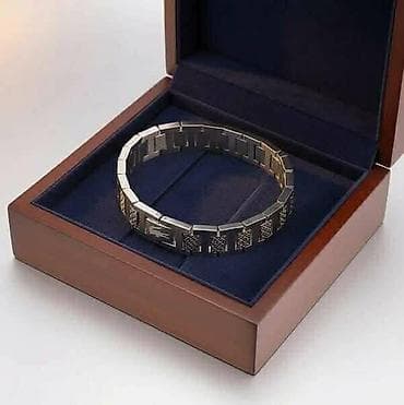 ✅Narukvica Lacoste hirurški čelik
✅Cena: 2800din na lalafo.rs — 3 ✅Narukvica Lacoste hirurški čelik
✅Cena: 2800din — 3