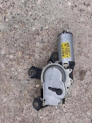 MOTOR BRISACA ZA VOLKSWAGEN GOLF 4 | Motor brisaca zadnjih vrata za na lalafo.rs MOTOR BRISACA ZA VOLKSWAGEN GOLF 4 | Motor brisaca zadnjih vrata za