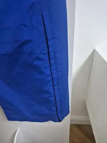 Adidas donji deo trenerke u odličnom stanju. Veličina S. Poluobim na lalafo.rs — 4 Adidas donji deo trenerke u odličnom stanju. Veličina S. Poluobim — 4