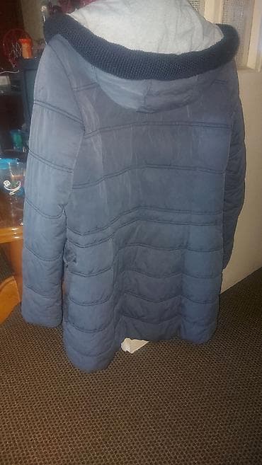 kozna jakna sa: Zimska jakna sa kapuljačom, tamno siva/plava. - Duži kroj, prošivena na lalafo.rs — 2 kozna jakna sa: Zimska jakna sa kapuljačom, tamno siva/plava. - Duži kroj, prošivena — 2