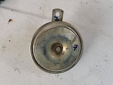 Sirena Lada 21214i Niva. Polovno, ocuvano. Skinuto sa rastavljenog na lalafo.rs Sirena Lada 21214i Niva. Polovno, ocuvano. Skinuto sa rastavljenog