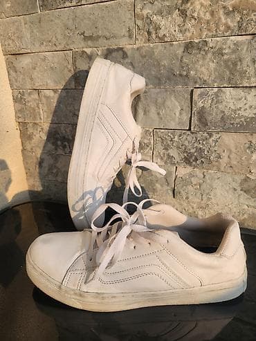 Patike 44 vel,ug 28,5 cm,nemaju oštećenja na lalafo.rs — 1 Patike 44 vel,ug 28,5 cm,nemaju oštećenja — 1