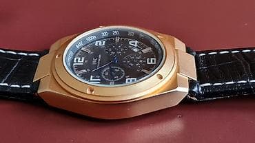 IWC Schaffhausen hronograf ručni sat - Kućište u zlatnom tonu sa na lalafo.rs — 7 IWC Schaffhausen hronograf ručni sat - Kućište u zlatnom tonu sa — 7