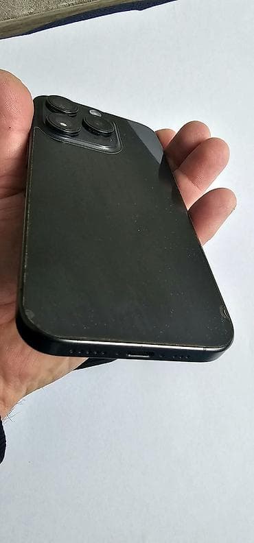 IPhone 15 Pro (crni) + zaštita - Ekran 6.1", Dynamic Island - Tri na lalafo.rs — 7 IPhone 15 Pro (crni) + zaštita - Ekran 6.1", Dynamic Island - Tri — 7