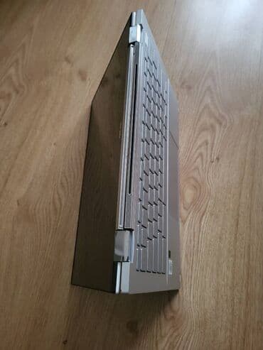 Intel Core i5, 8 GB OZU, 14 " na lalafo.rs Intel Core i5, 8 GB OZU, 14 "