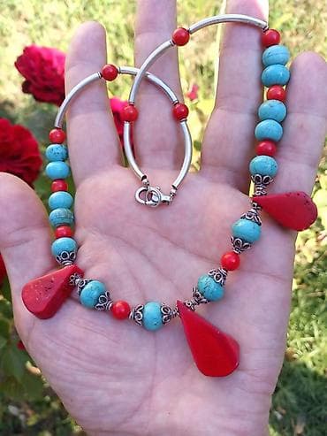 Ogrlica od Tirkiza i Korala Ogrlica od Tirkiza, Korala i Srebrnih - at lalafo.rs — 6 Ogrlica od Tirkiza i Korala Ogrlica od Tirkiza, Korala i Srebrnih - — 6