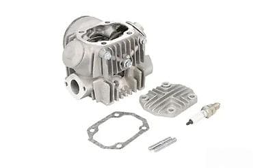 Glava cilindra za skuter/ATV – set Opis: - Aluminijumska glava na lalafo.rs Glava cilindra za skuter/ATV – set Opis: - Aluminijumska glava