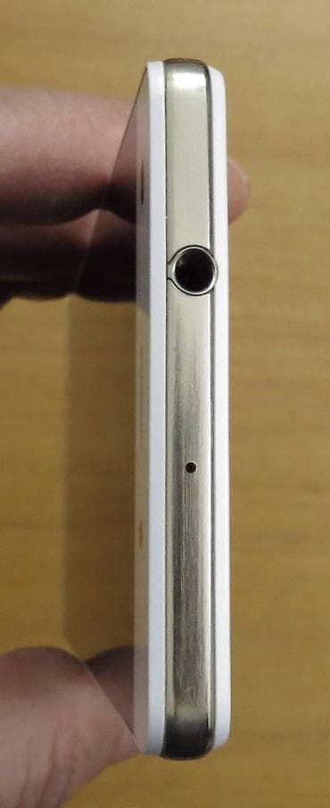 Huawei P8 Lite White 16GB 13MP Battery Talk 15h - Savršen! Telefon je na lalafo.rs — 3 Huawei P8 Lite White 16GB 13MP Battery Talk 15h - Savršen! Telefon je — 3