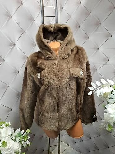 Ženske kratke bunde s kapuljačom – više modela i nijansi. - na lalafo.rs — 3 Ženske kratke bunde s kapuljačom – više modela i nijansi. - — 3