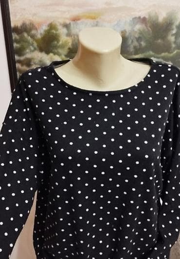 Dzemper sa tufnicama.
Pogledajte i ostale moje oglase na lalafo.rs — 3 Dzemper sa tufnicama.
Pogledajte i ostale moje oglase — 3