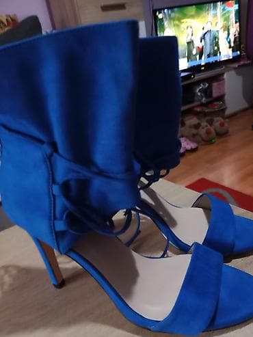 Moderne sandale na pertlanje br.39, Beo shoes, dva puta obuvene, bez na lalafo.rs — 3 Moderne sandale na pertlanje br.39, Beo shoes, dva puta obuvene, bez — 3