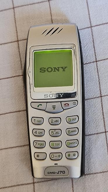 Mobile Phones & Accessories: Sony CMD-J70 – retro mobilni telefon - Brend/model: Sony CMD-J70 at lalafo.rs — 9 Mobile Phones & Accessories: Sony CMD-J70 – retro mobilni telefon - Brend/model: Sony CMD-J70 — 9